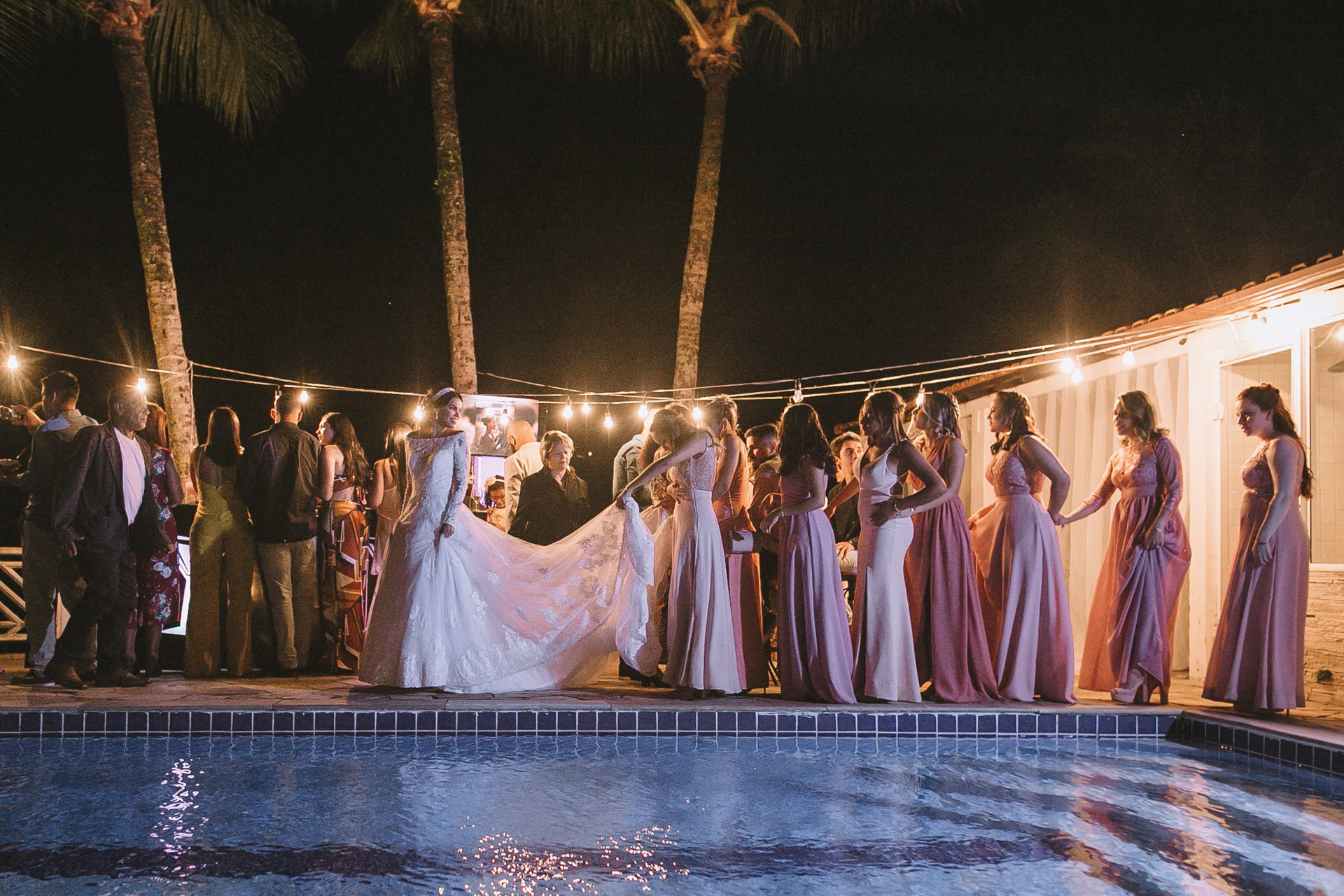 Foto Fotos de Casamento em Angra dos Reis: a história de Fernanda e Kainan Foto Fotos de Casamento em Angra dos Reis: a história de Fernanda e Kainan - Imagem 107