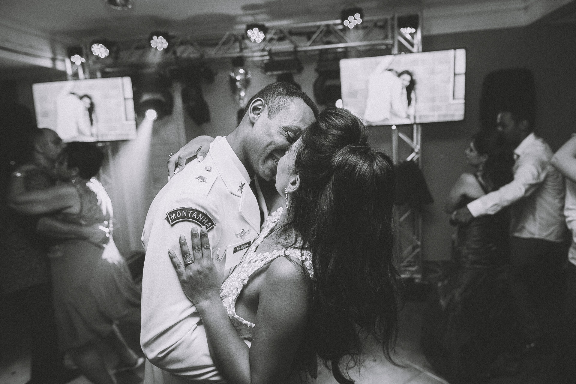 Foto CASAMENTO NA FAZENDA SOBRADINHO - PINHEIRAL: Matheus e Magna Foto CASAMENTO NA FAZENDA SOBRADINHO - PINHEIRAL: Matheus e Magna - Imagem 76
